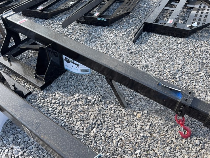 #6048-•-future-forklift-telescoping-boompole-image-1