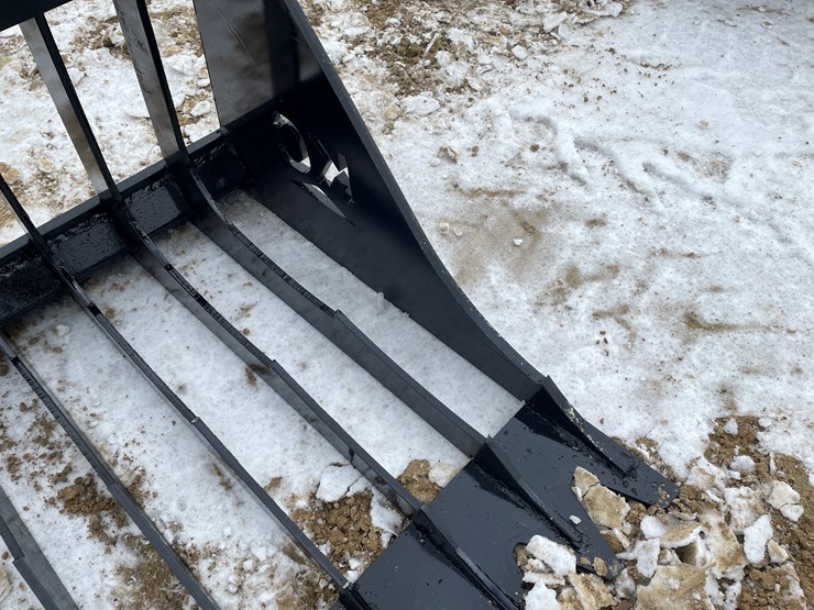 #2044-•-skid-steer-mount-76",-skeleton-bucket-image-10