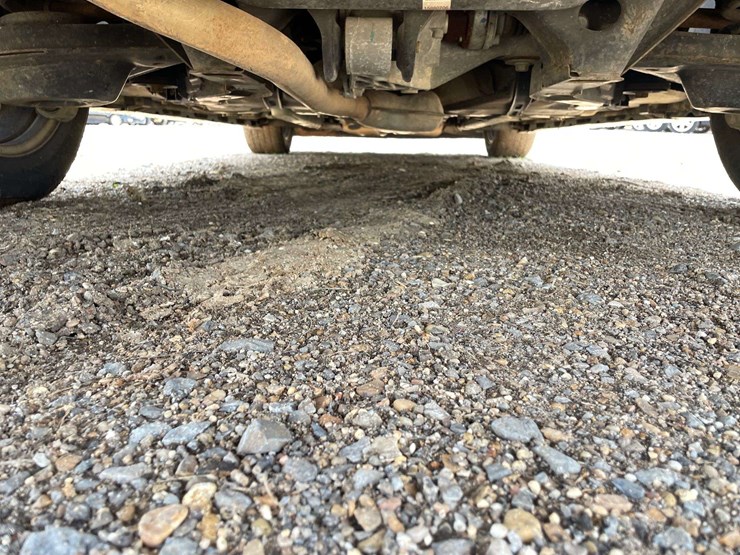 2011-cadillac-cts-4-door-sedan-(182,813-miles)-image-24