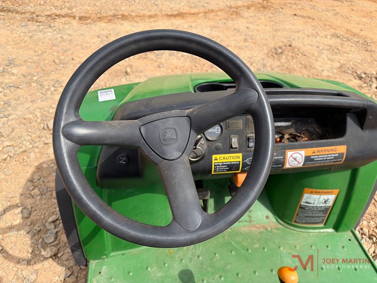 john-deere-gator-cx-image-14