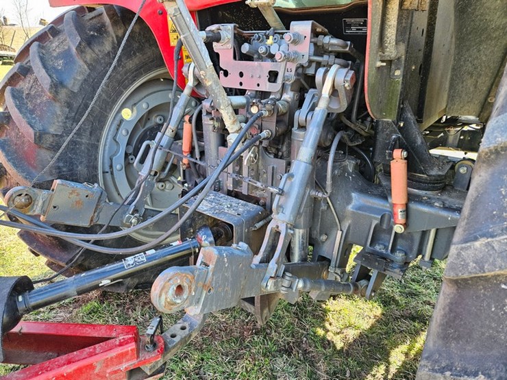 massey-ferguson-6480-image-15