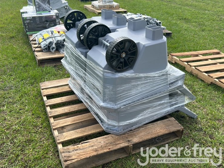 4-grey-poly-utility-carts-image-3