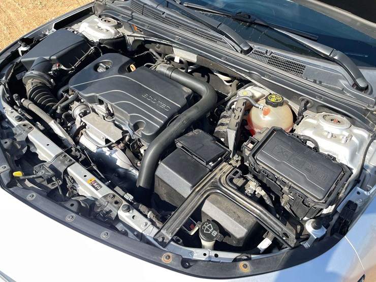 2019-chevrolet-malibu-lt-4-door-sedan-(150,431-miles)-image-7