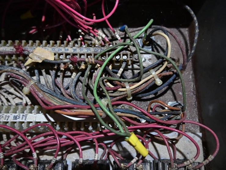 #170-•-corley-10-head-drop-saw-trimmer-image-65