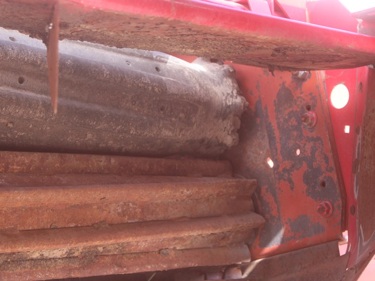 hesston-1170-image-33