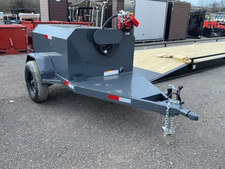 #2040-•-300-gallon-towable-fuel-tank-image-1