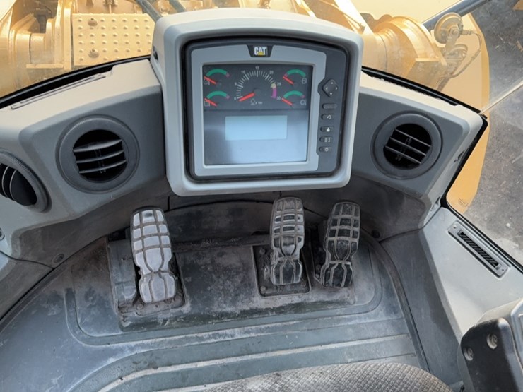 caterpillar-980k-image-19