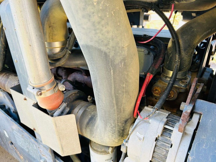 caterpillar-ch45-image-100