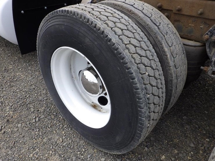 2006-peterbilt-387-image-21