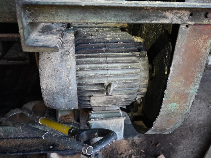 #170-•-corley-10-head-drop-saw-trimmer-image-33