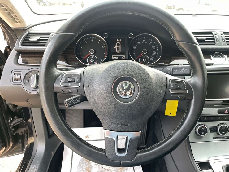2014-volkswagen-cc-executive-4-door-sedan-(137,439-miles)-image-12
