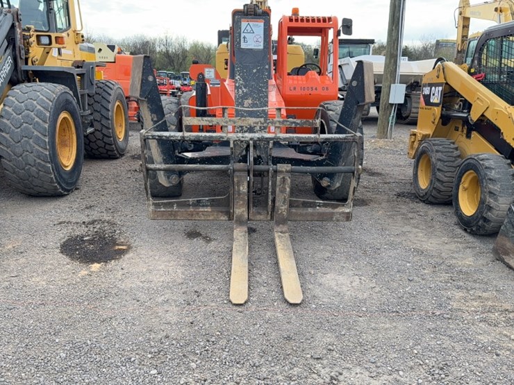 2016-sky-trak-10054-image-2