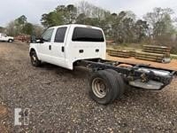 2013-ford-f350-image-4