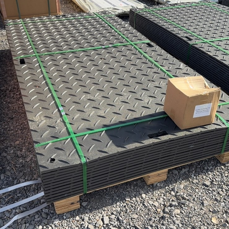 #6038 • QTY(12) 4' X 8' GROUND PROTECTION MATS