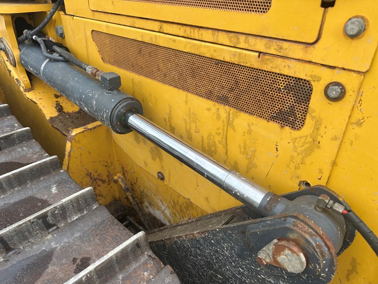 deere-550k-lgp-image-26