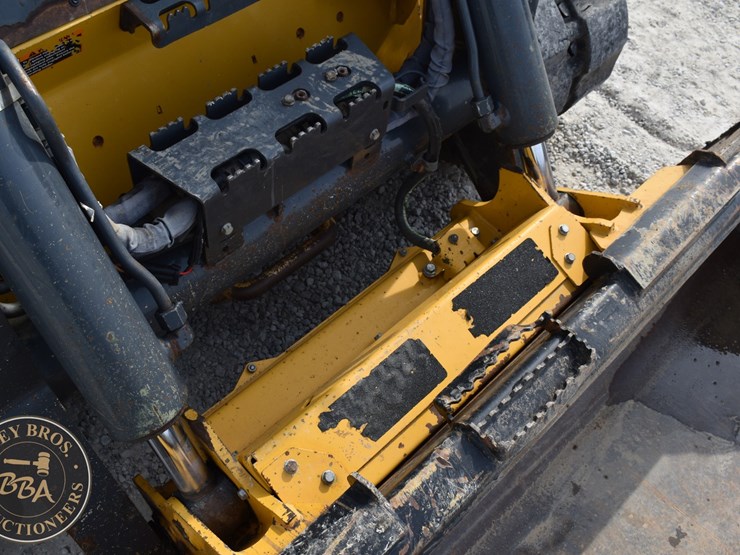 2023-deere-333g-image-19