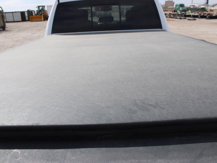 2015-ram-2500-laramie-longhorn-image-24