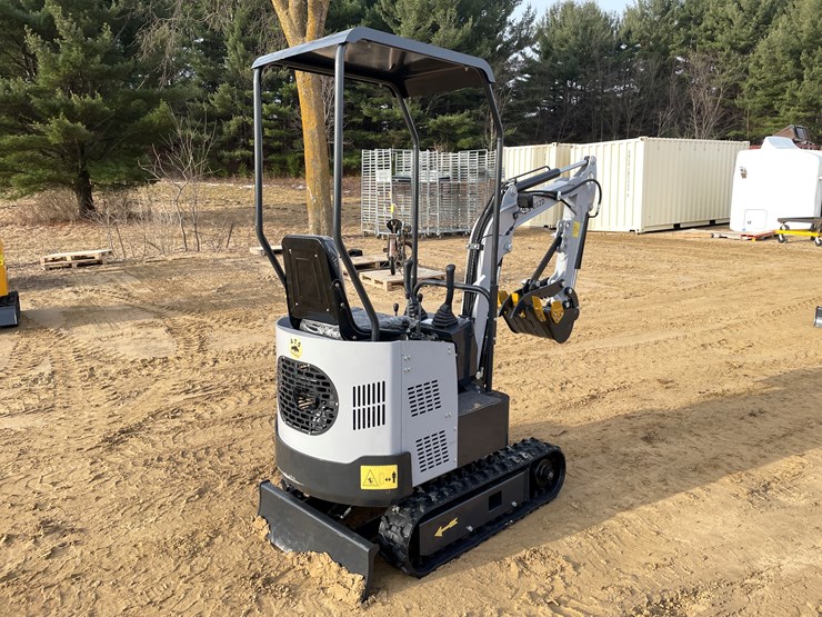 #1043-•-new-ats-d12d-mini-excavator-image-5