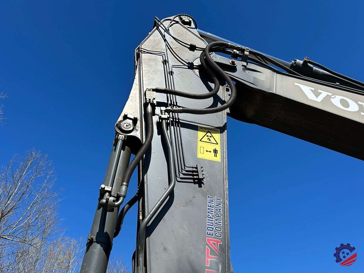 2018-volvo-ec220el-image-17