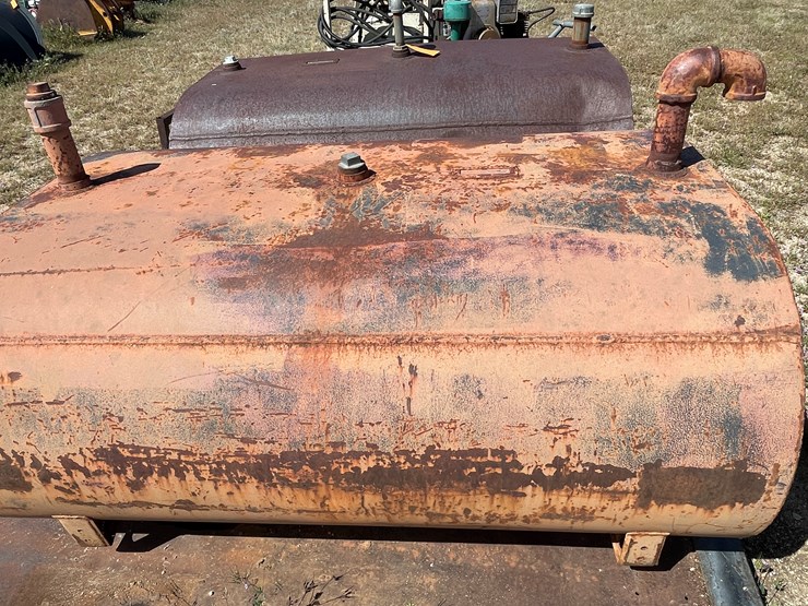 #4048-•-fuel-barrels-on-metal-platform-image-11