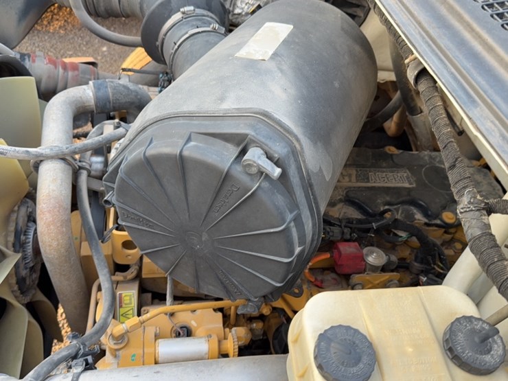 2005-ford-f650-image-23