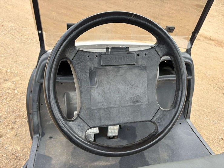 yamaha-electric-golf-cart-w/-charger-image-10