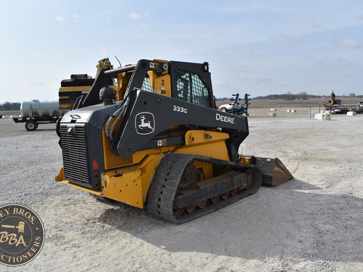 2021-deere-333g-image-6