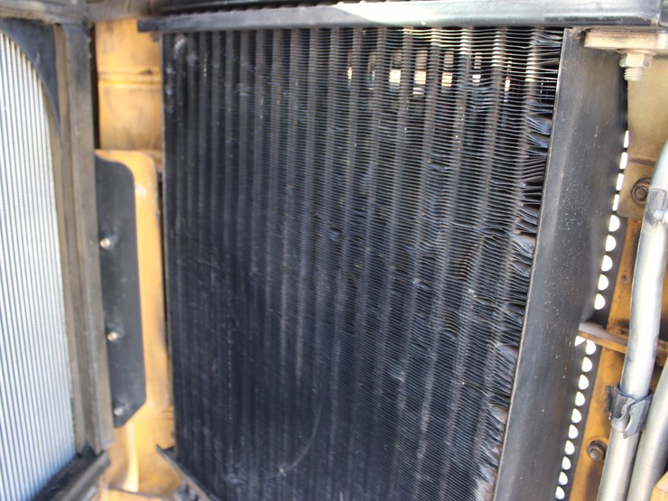 deere-ct322-image-31