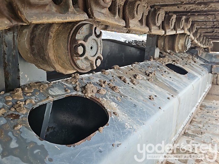 2022-doosan-dx225-lc-image-10