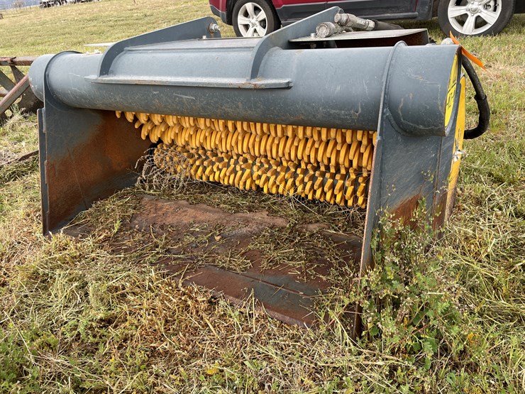 #4018-•-gyru-star-screening-bucket-image-2