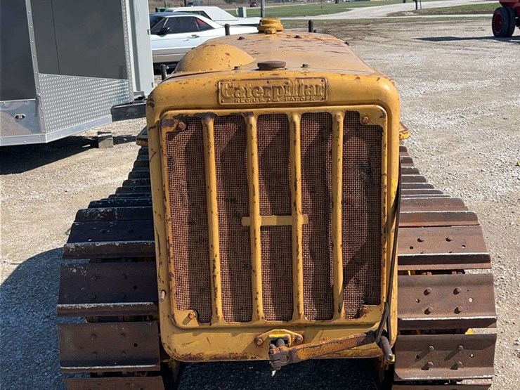 caterpillar-r2-image-8