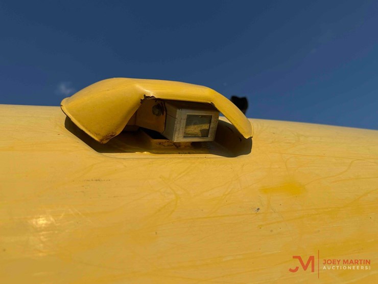 komatsu-pc210-lc-10-image-11