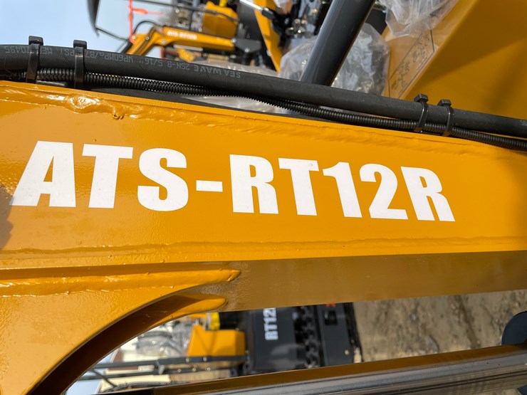 #1041-•-new-ats-rt12r-mini-excavator-image-9