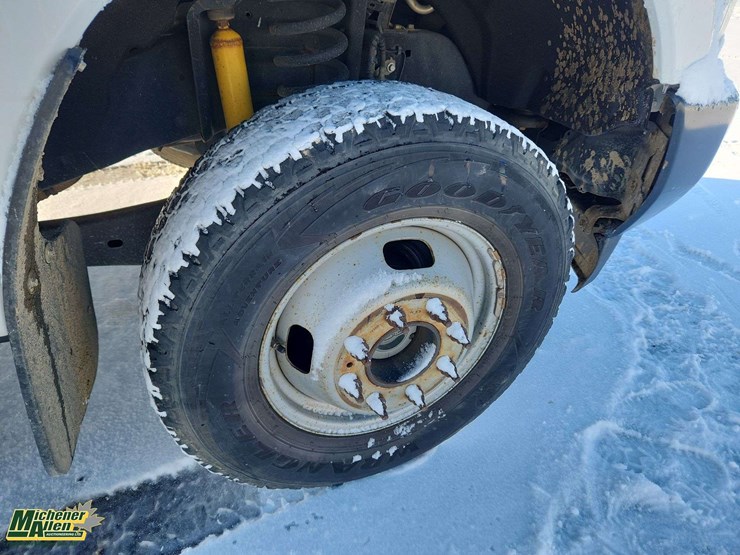 2017-ford-f350-image-26