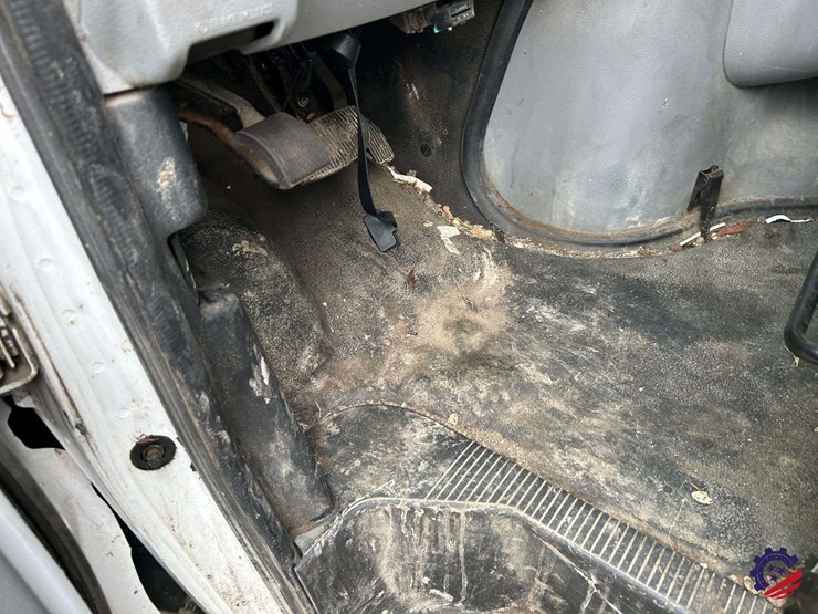 2017-ford-e450-image-56