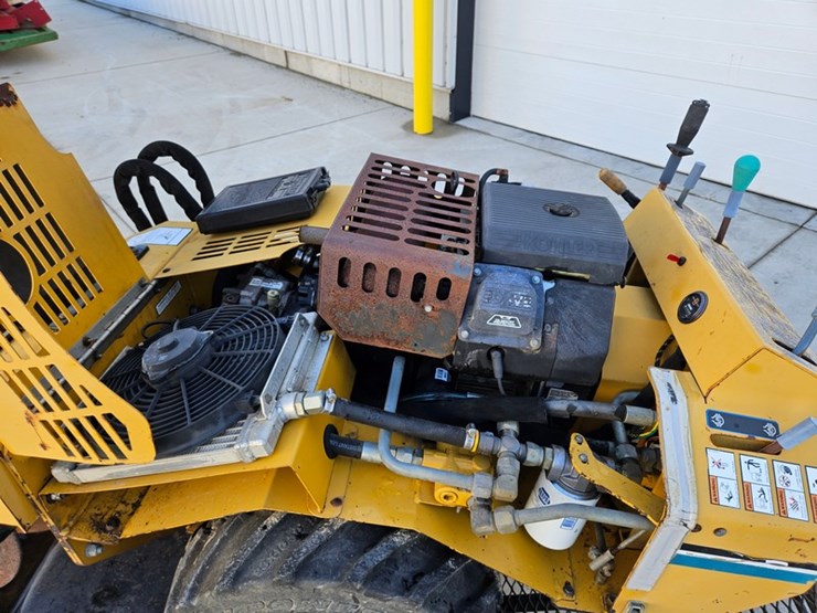 2007-vermeer-v2050-image-14