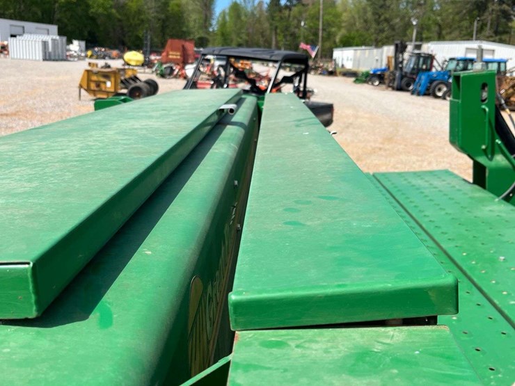 2010-great-plains-3p1006nt-image-15