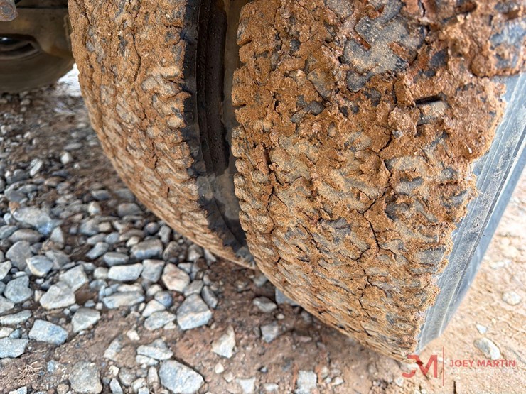 1997-chevrolet-3500-image-11