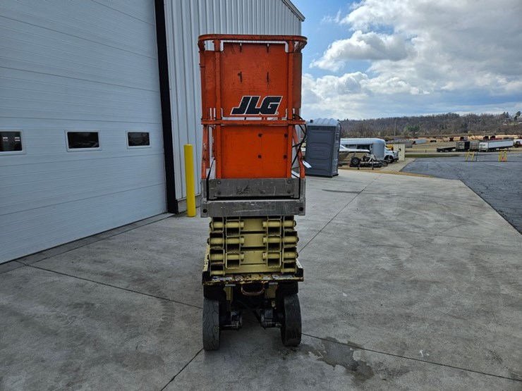 jlg-2630es-image-8