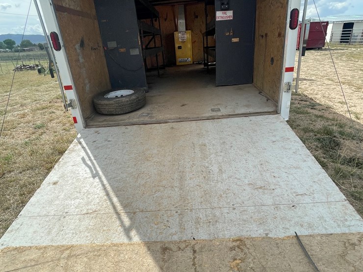 #4013-•-haulmark-enclosed-trailer-(az-title)-image-20