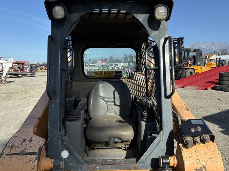 2018-mustang-1900r-image-11