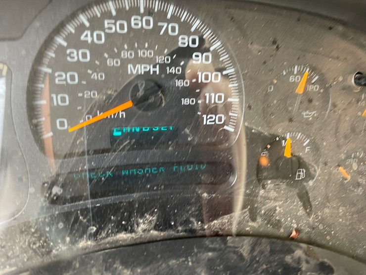 #4006-•-2005-chevy-crew-cab-truck-(az-title)-image-33