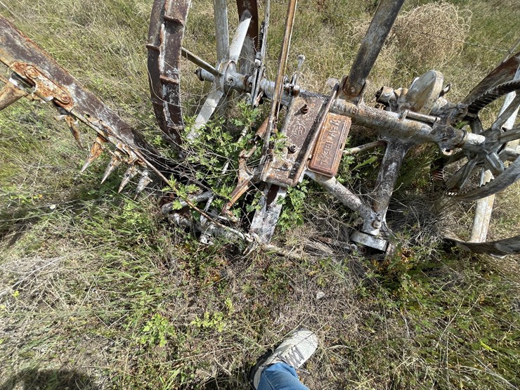 #4081-•-new-idea-sickle-mower-image-11