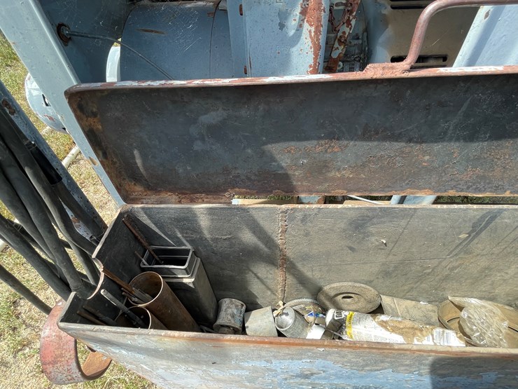 #4028-•-lincoln-arc-welder-image-18