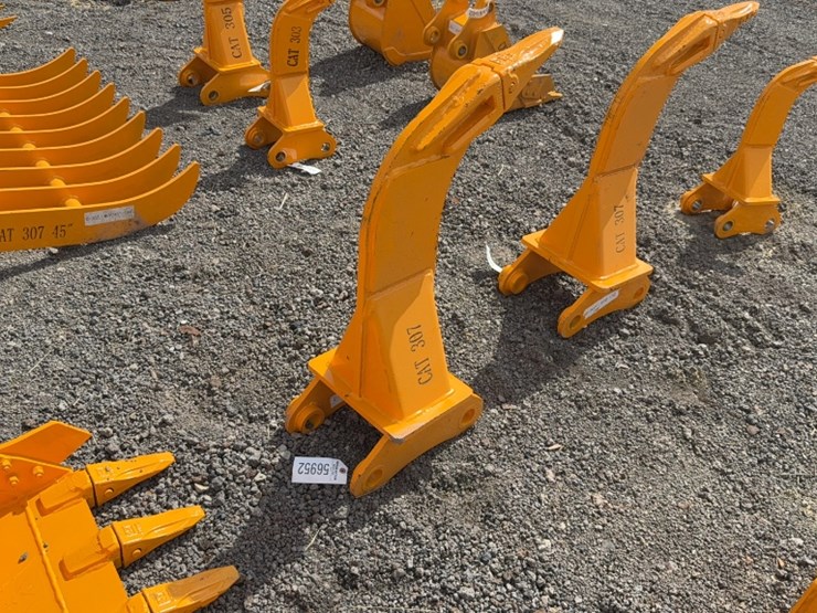 caterpillar-307-image-2