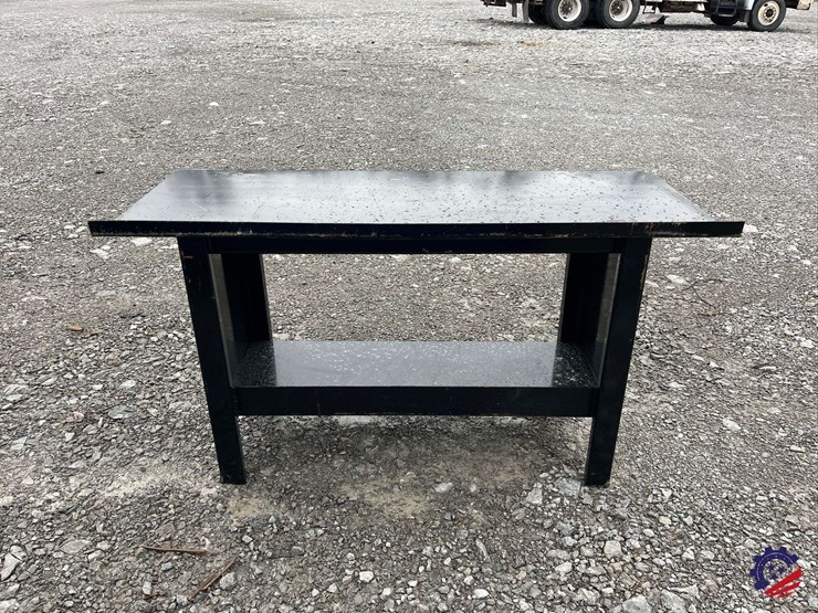 2024-kc-5’-steel-workbench-image-3