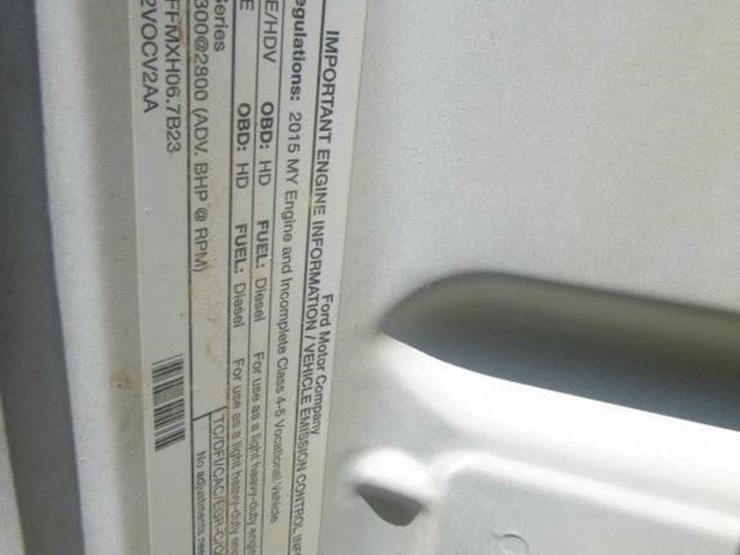 2015-ford-f550-image-27