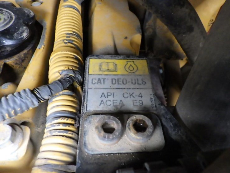 2020-caterpillar-226d3-image-12