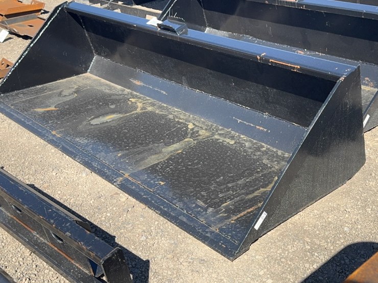 #1041-•-90"-skid-steer-smooth-bucket-image-1
