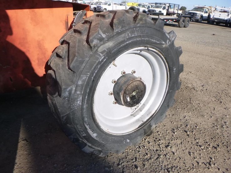 2013-jlg-600s-image-22